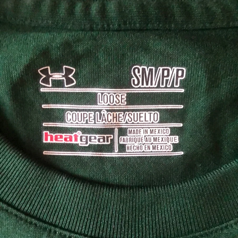 ‼️Flash Sale‼️ $10 Under Armour Green Heat Gear Shirt size Small - Picture 4 of 7